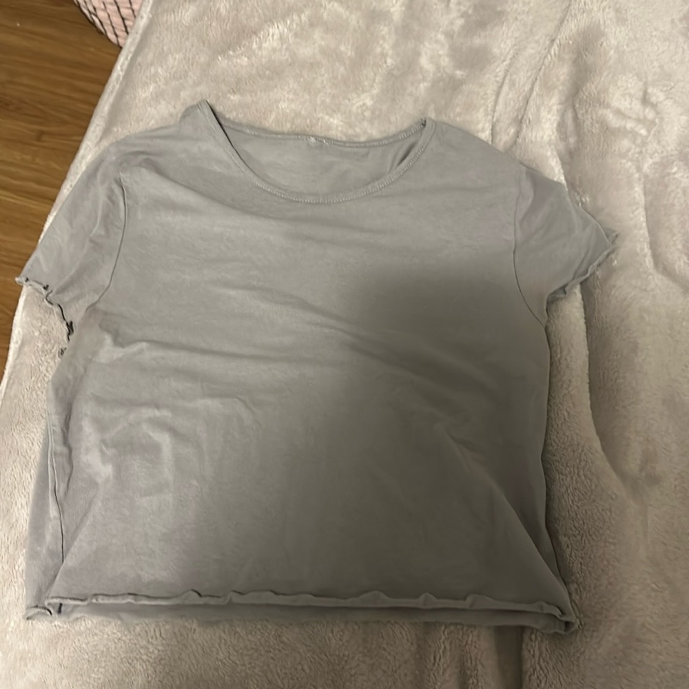 Woman’s crop top